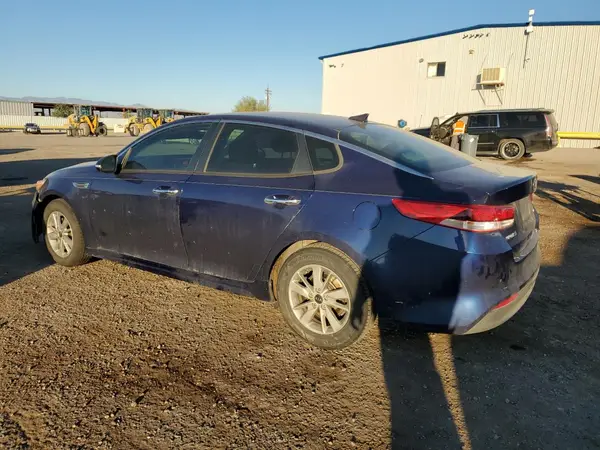 5XXGT4L13JG216815 2018 KIA OPTIMA - Image 2