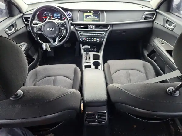 5XXGT4L14GG007950 2016 KIA OPTIMA - Image 8