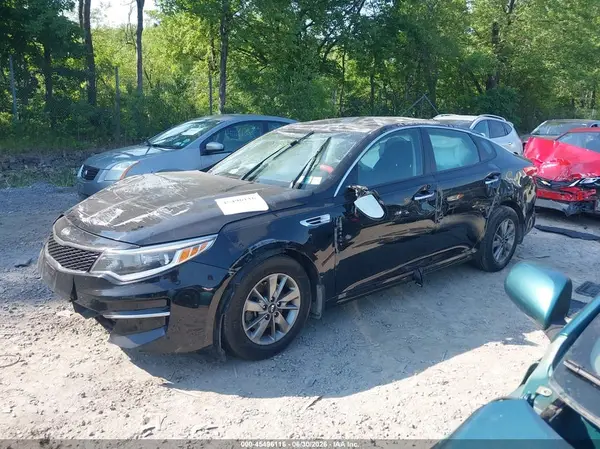 5XXGT4L14GG040477 2016 KIA OPTIMA - Image 2