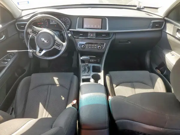 5XXGT4L14GG042990 2016 KIA OPTIMA - Image 8