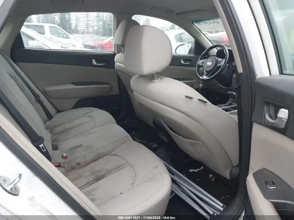 5XXGT4L14GG048711 2016 KIA OPTIMA - Image 8