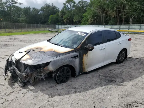5XXGT4L14HG172205 2017 KIA OPTIMA - Image 1