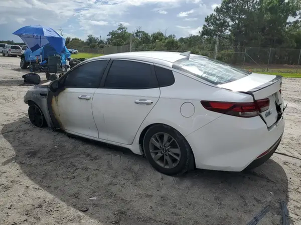 5XXGT4L14HG172205 2017 KIA OPTIMA - Image 2