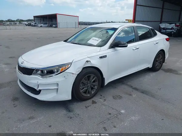 5XXGT4L14HG173726 2017 KIA OPTIMA - Image 2