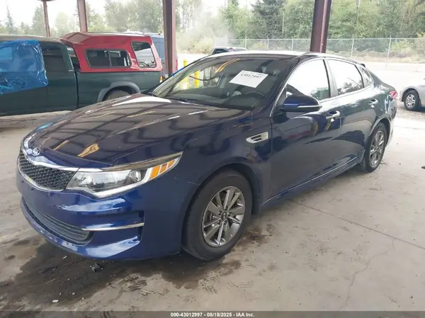 5XXGT4L14JG183646 2018 KIA OPTIMA - Image 2