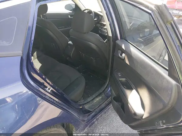5XXGT4L14JG229363 2018 KIA OPTIMA - Image 8