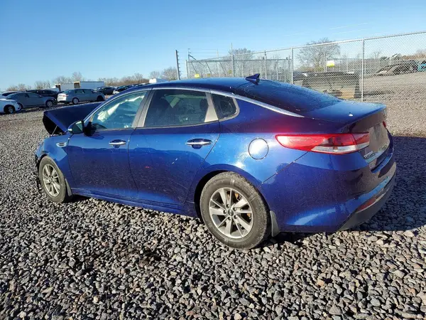 5XXGT4L14JG230366 2018 KIA OPTIMA - Image 2