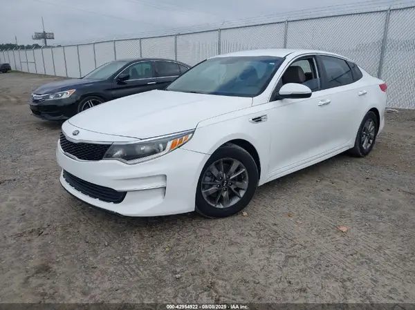 5XXGT4L15GG014163 2016 KIA OPTIMA - Image 2