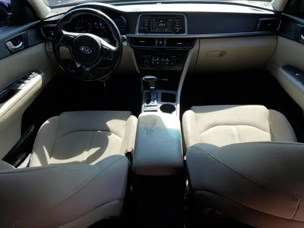 5XXGT4L15GG075884 2016 KIA OPTIMA - Image 8