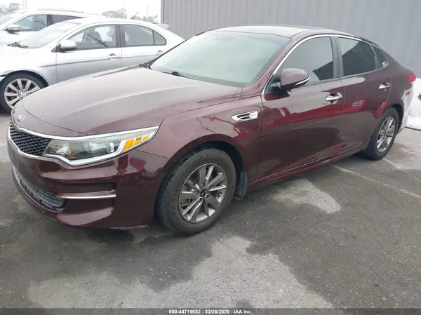 5XXGT4L15GG077344 2016 KIA OPTIMA - Image 2