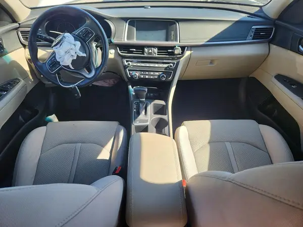 5XXGT4L15HG126527 2017 KIA OPTIMA - Image 8