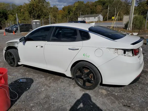 5XXGT4L15HG171466 2017 KIA OPTIMA - Image 2