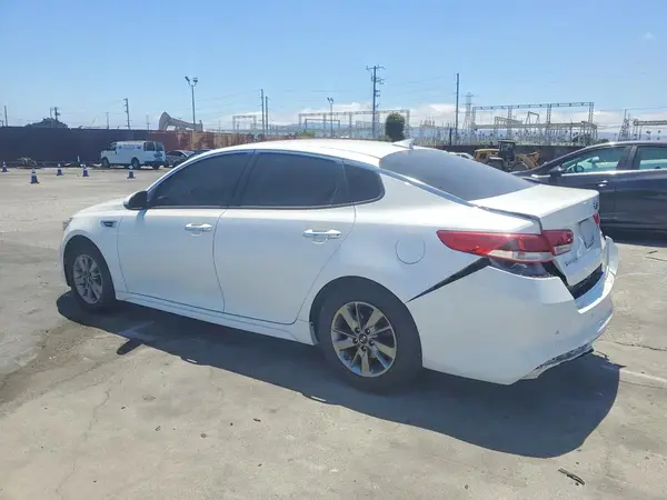 5XXGT4L15JG238380 2018 KIA OPTIMA - Image 2