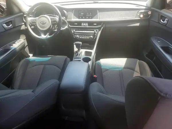 5XXGT4L15JG238380 2018 KIA OPTIMA - Image 8