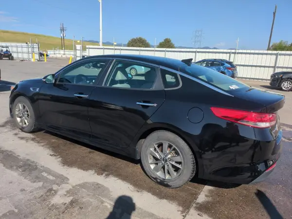 5XXGT4L16GG011241 2016 KIA OPTIMA - Image 2