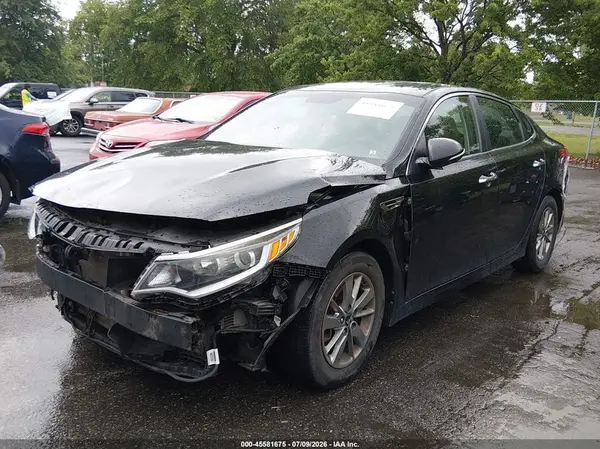 5XXGT4L16GG046085 2016 KIA OPTIMA - Image 2