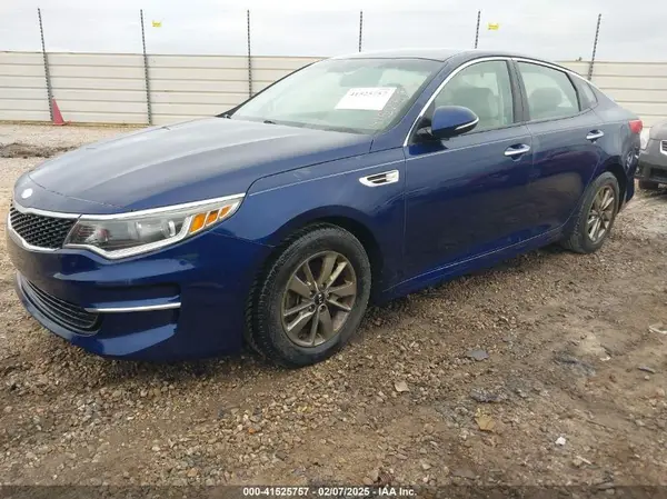 5XXGT4L17GG008221 2016 KIA OPTIMA - Image 2
