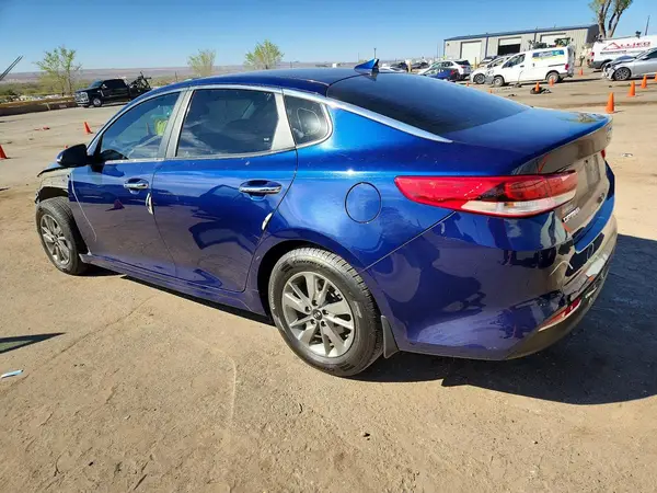 5XXGT4L17JG179042 2018 KIA OPTIMA - Image 2