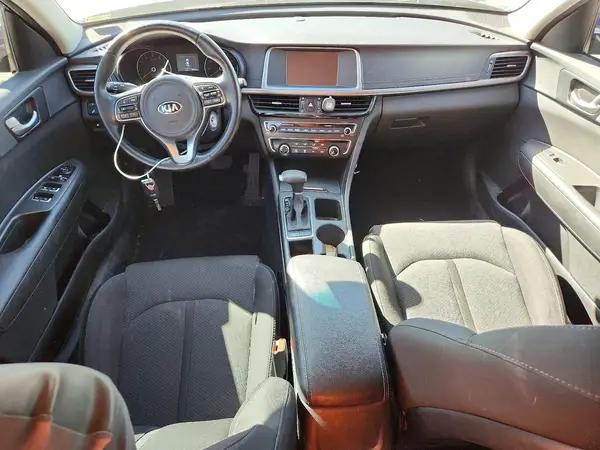 5XXGT4L17JG179042 2018 KIA OPTIMA - Image 8