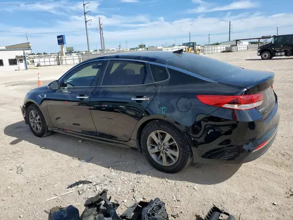 5XXGT4L17JG238266 2018 KIA OPTIMA - Image 2