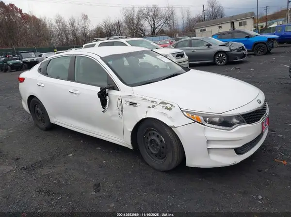 5XXGT4L18GG002735 2016 KIA OPTIMA - Image 1
