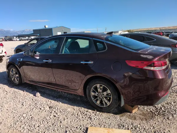5XXGT4L18GG012097 2016 KIA OPTIMA - Image 2