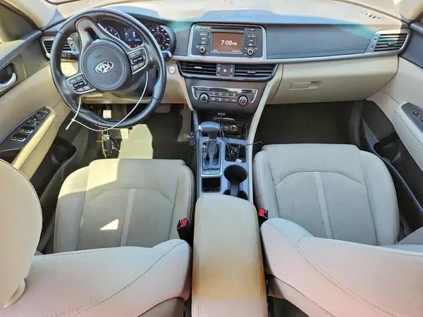 5XXGT4L18GG013573 2016 KIA OPTIMA - Image 8