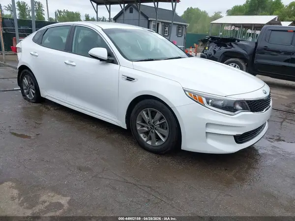 5XXGT4L18GG031796 2016 KIA OPTIMA - Image 1