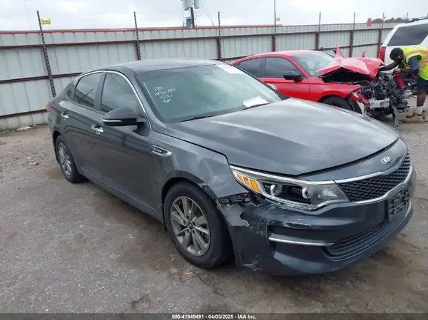 5XXGT4L18HG171638 2017 KIA OPTIMA - Image 1