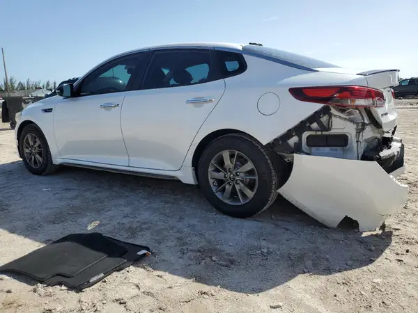 5XXGT4L18HG174748 2017 KIA OPTIMA - Image 2