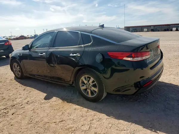 5XXGT4L18JG178739 2018 KIA OPTIMA - Image 2