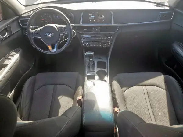 5XXGT4L18JG178739 2018 KIA OPTIMA - Image 8
