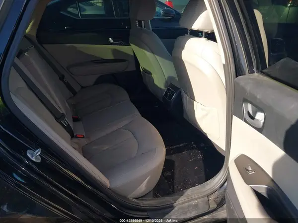 5XXGT4L19GG005059 2016 KIA OPTIMA - Image 8