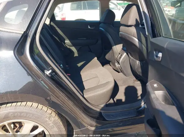 5XXGT4L19GG035744 2016 KIA OPTIMA - Image 8