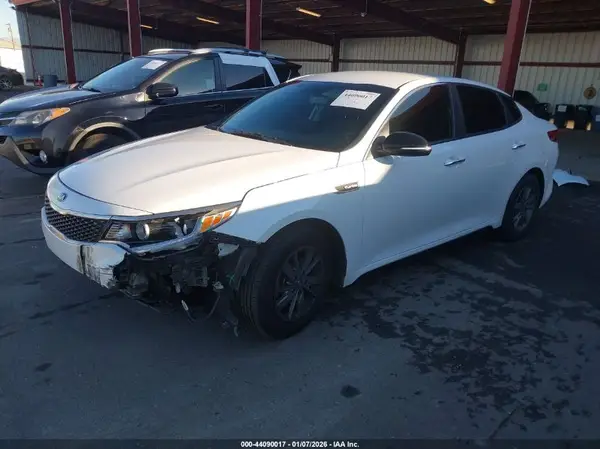 5XXGT4L19HG168943 2017 KIA OPTIMA - Image 2