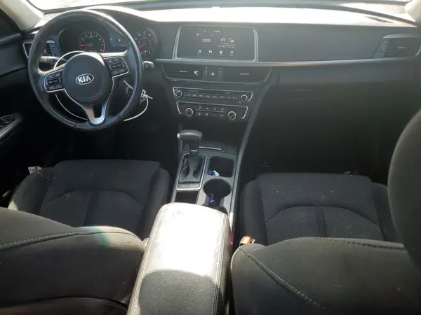 5XXGT4L19JG219735 2018 KIA OPTIMA - Image 8