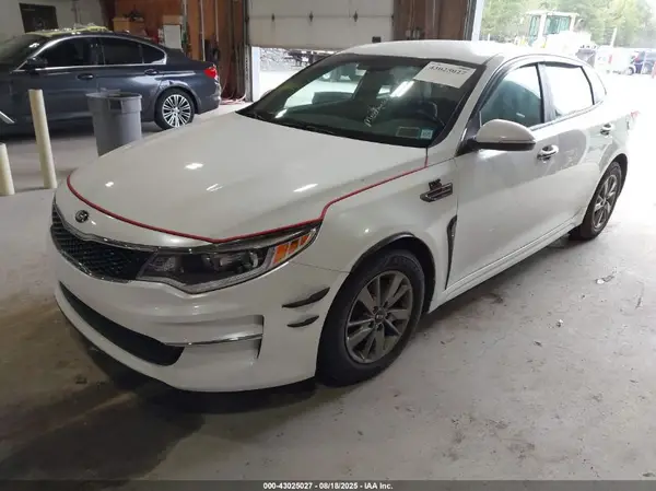 5XXGT4L1XGG001957 2016 KIA OPTIMA - Image 2