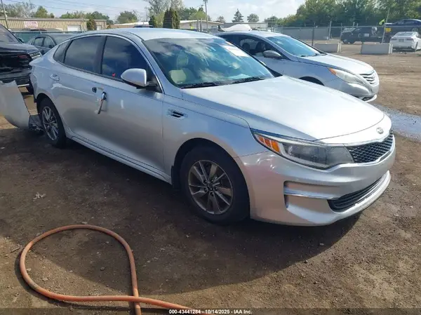 5XXGT4L1XGG005958 2016 KIA OPTIMA - Image 1