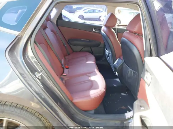 5XXGT4L1XHG176260 2017 KIA OPTIMA - Image 8
