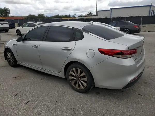 5XXGT4L30GG001483 2016 KIA OPTIMA - Image 2