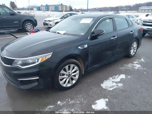 5XXGT4L30GG002942 2016 KIA OPTIMA - Image 2