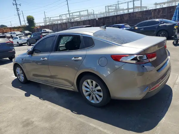 5XXGT4L30GG004917 2016 KIA OPTIMA - Image 2