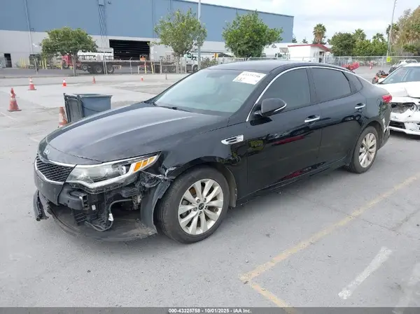 5XXGT4L30GG005100 2016 KIA OPTIMA - Image 2