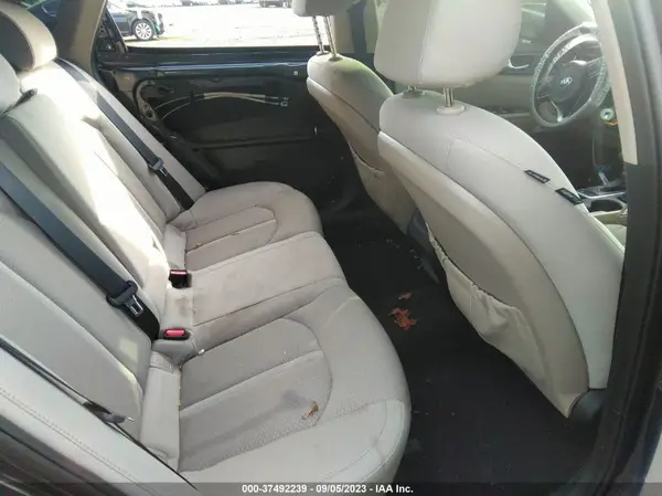 5XXGT4L30GG016243 2016 KIA OPTIMA - Image 8