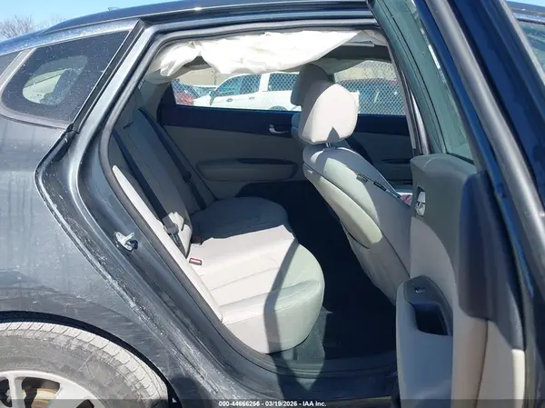 5XXGT4L30GG019000 2016 KIA OPTIMA - Image 8