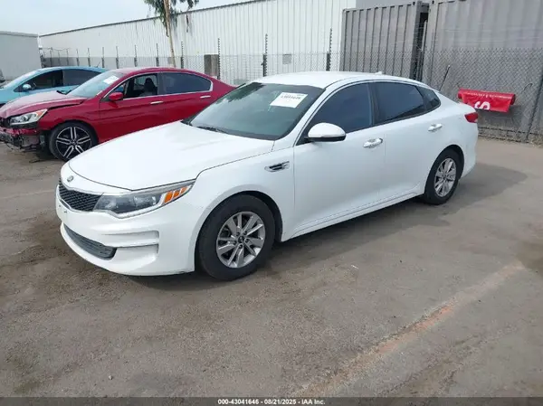 5XXGT4L30GG023290 2016 KIA OPTIMA - Image 2