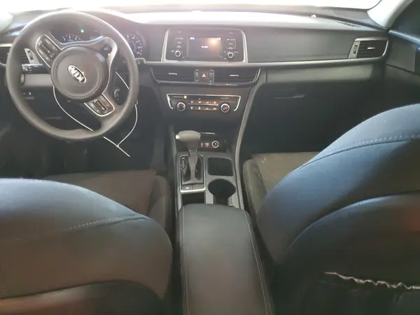 5XXGT4L30GG023516 2016 KIA OPTIMA - Image 8