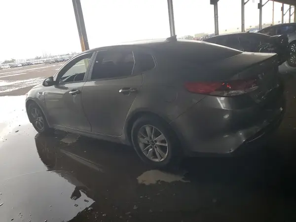 5XXGT4L30GG026755 2016 KIA OPTIMA - Image 2