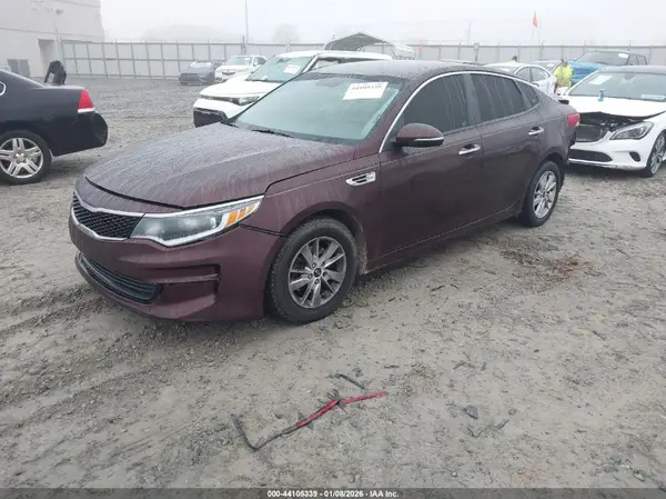 5XXGT4L30GG028537 2016 KIA OPTIMA - Image 2