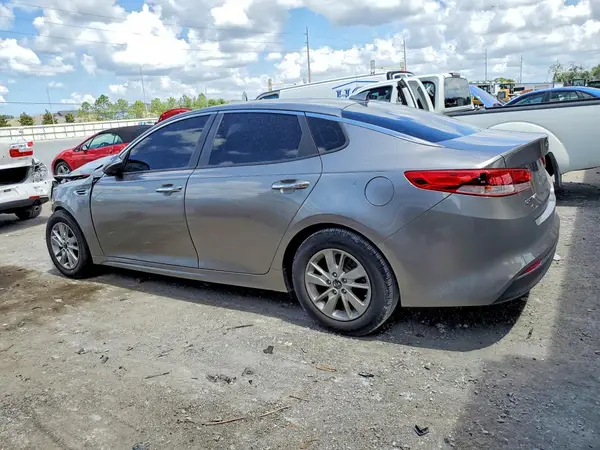 5XXGT4L30GG028635 2016 KIA OPTIMA - Image 2